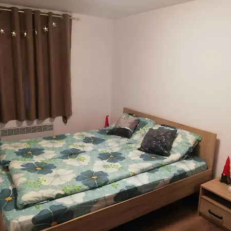 Къща За Гости Romano Holiday home *